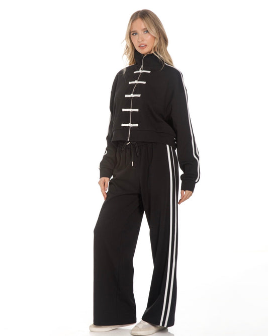Black adis set