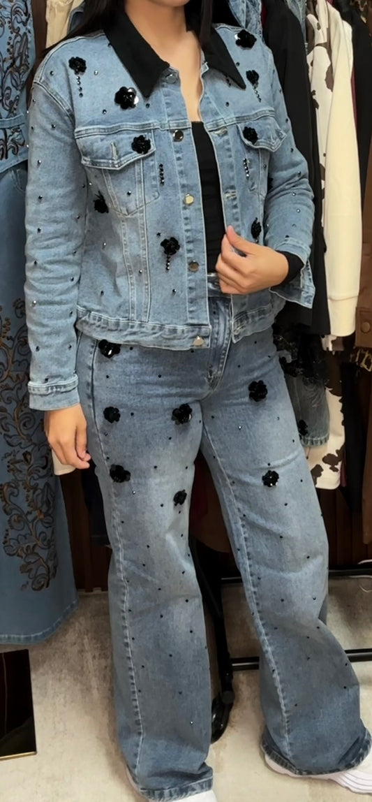 Black flower set