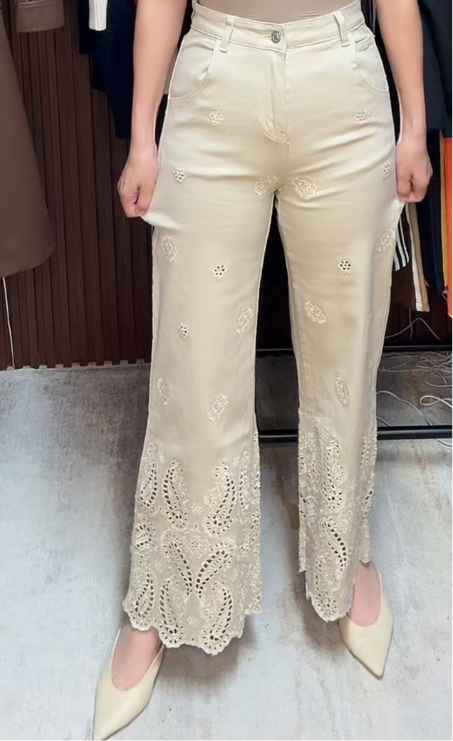 Kelly Embroidery Jeans