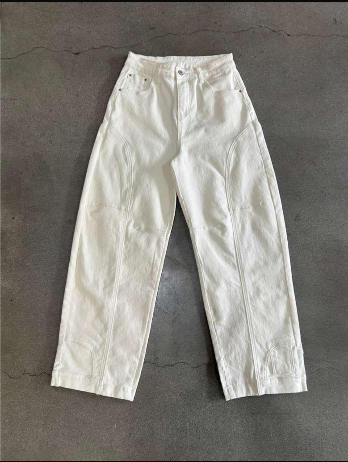 Biege Jean