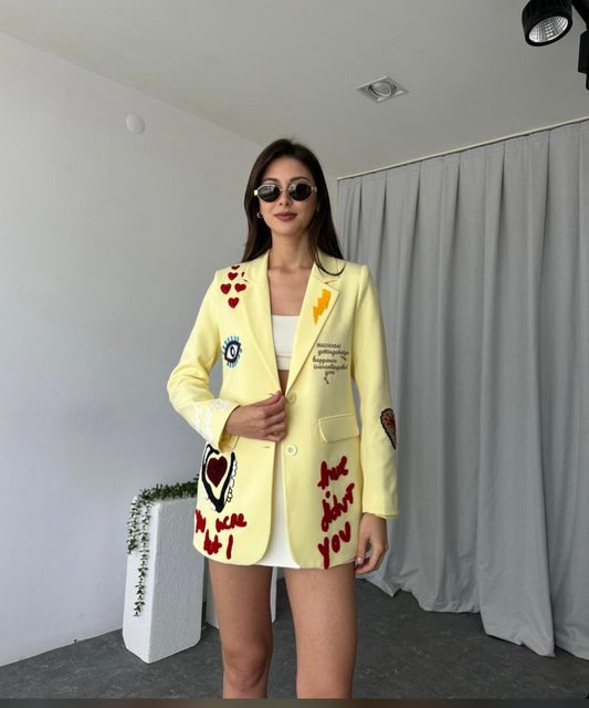 Girl gang -yellow preorder