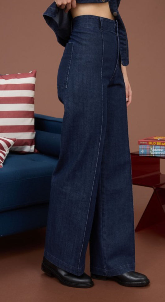 Demi set