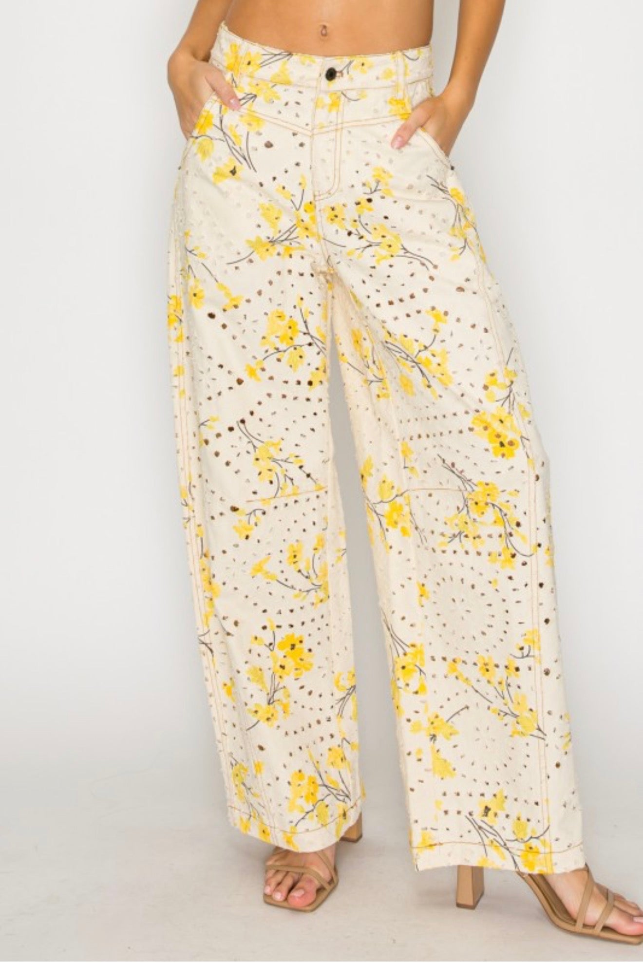 Yellow flower barrel Jean