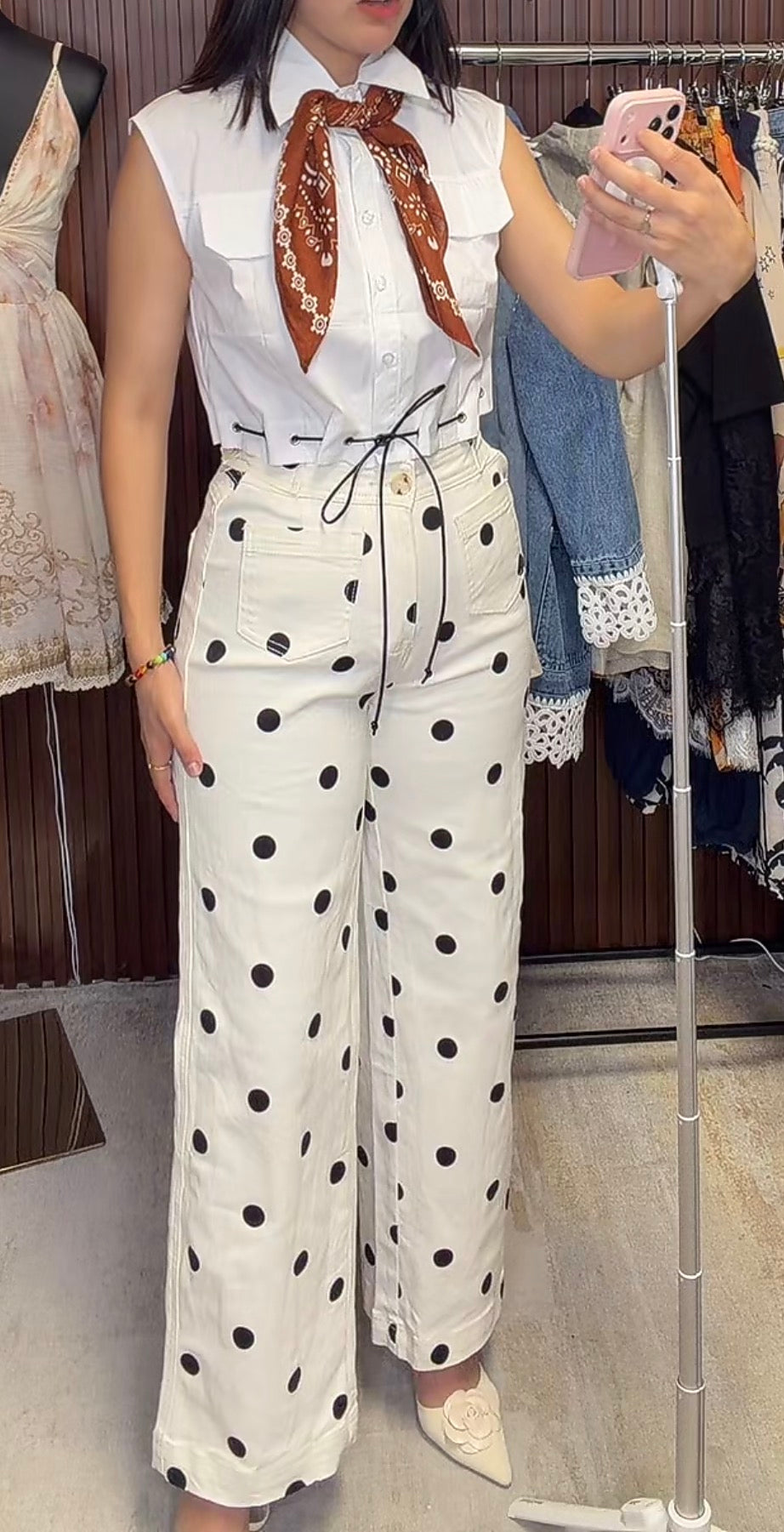 Blouse tie