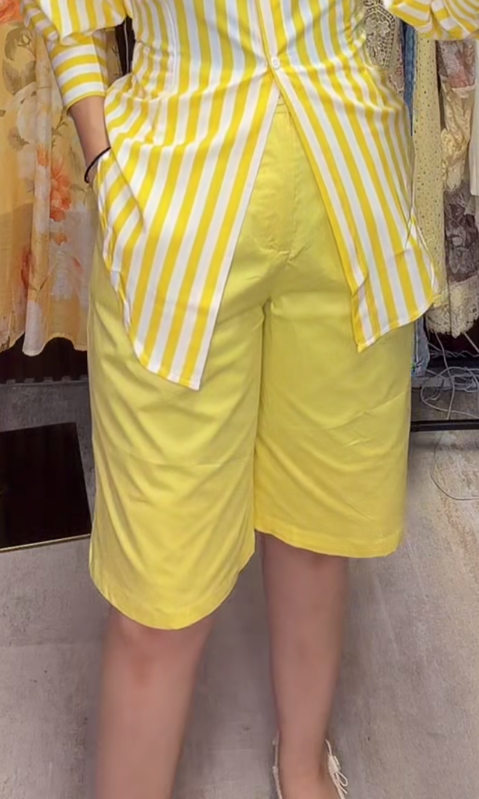 Yellow short